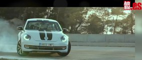 VÍDEO: Reto Volkswagen Beetle con los ojos vendados, ¿acertará?