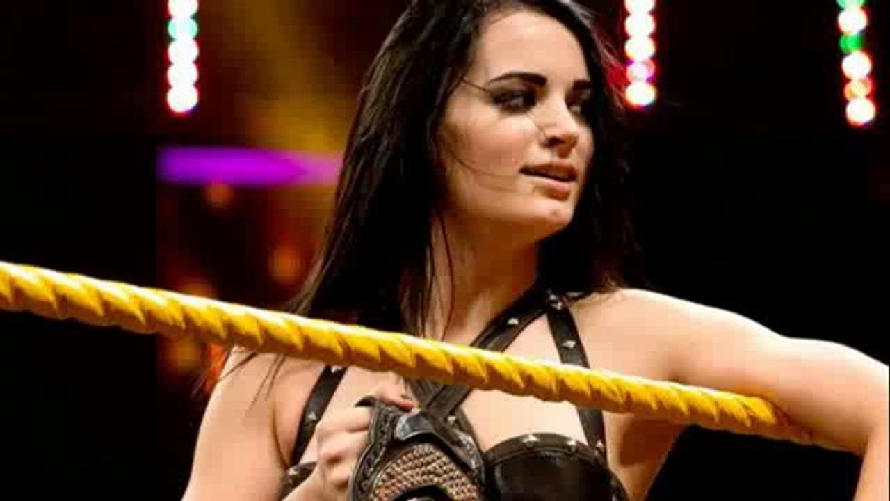 WWE ladies wrestling