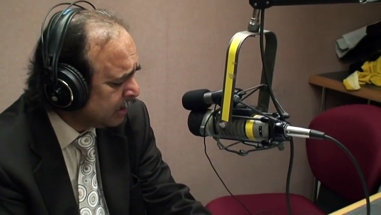 Beautiful Naat (Urdu) written   recited by Dr. Khalid Abbas