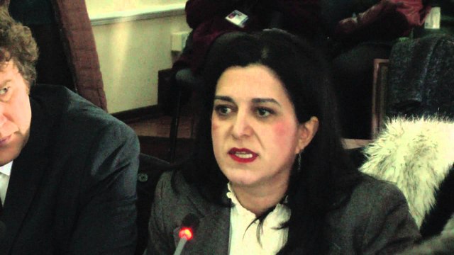 Report TV - Ktheu ligjin e pronave, Komisioni i Ligjeve rrëzon dekretin e Nishanit