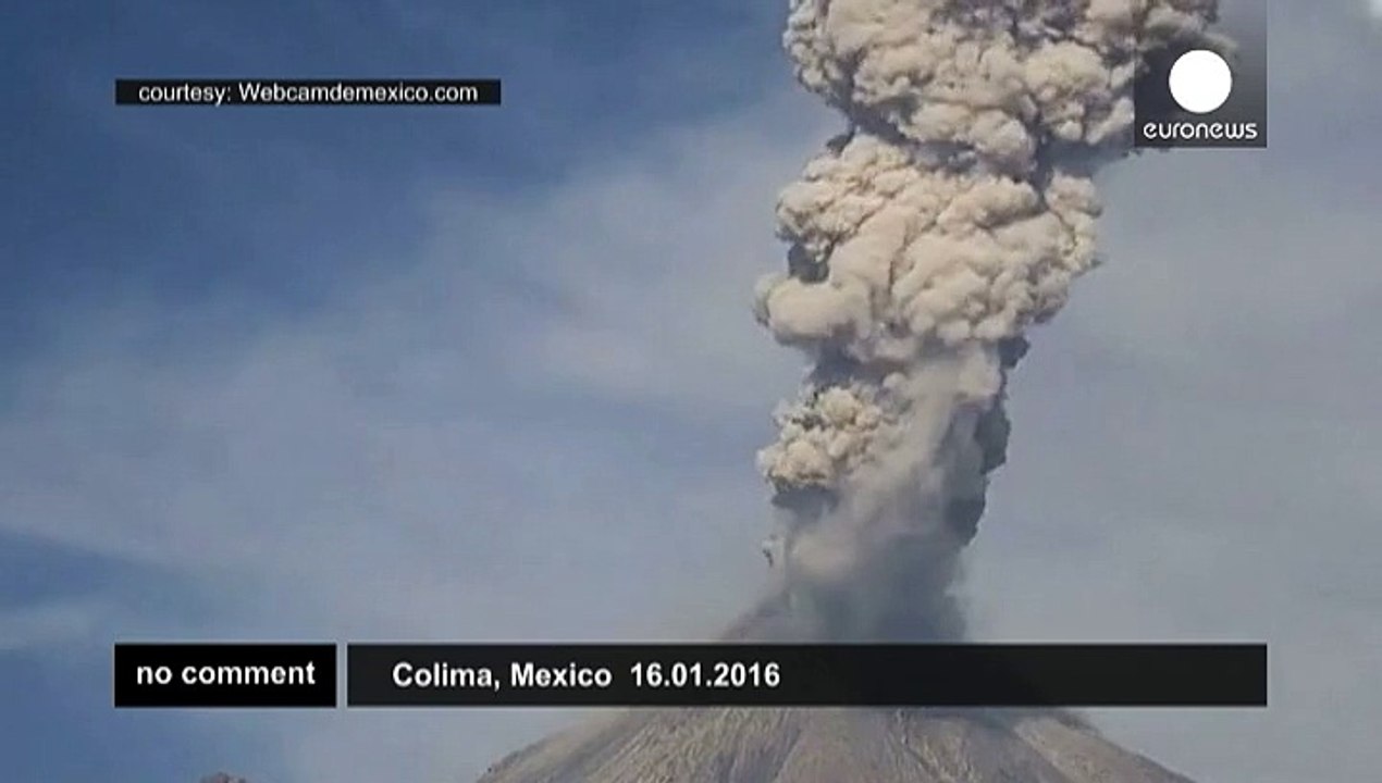 Mexico: "Fire" Volcano erupts