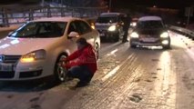 Stamboll, për shkak të stuhisë së borës anulohen mbi 500 fluturime