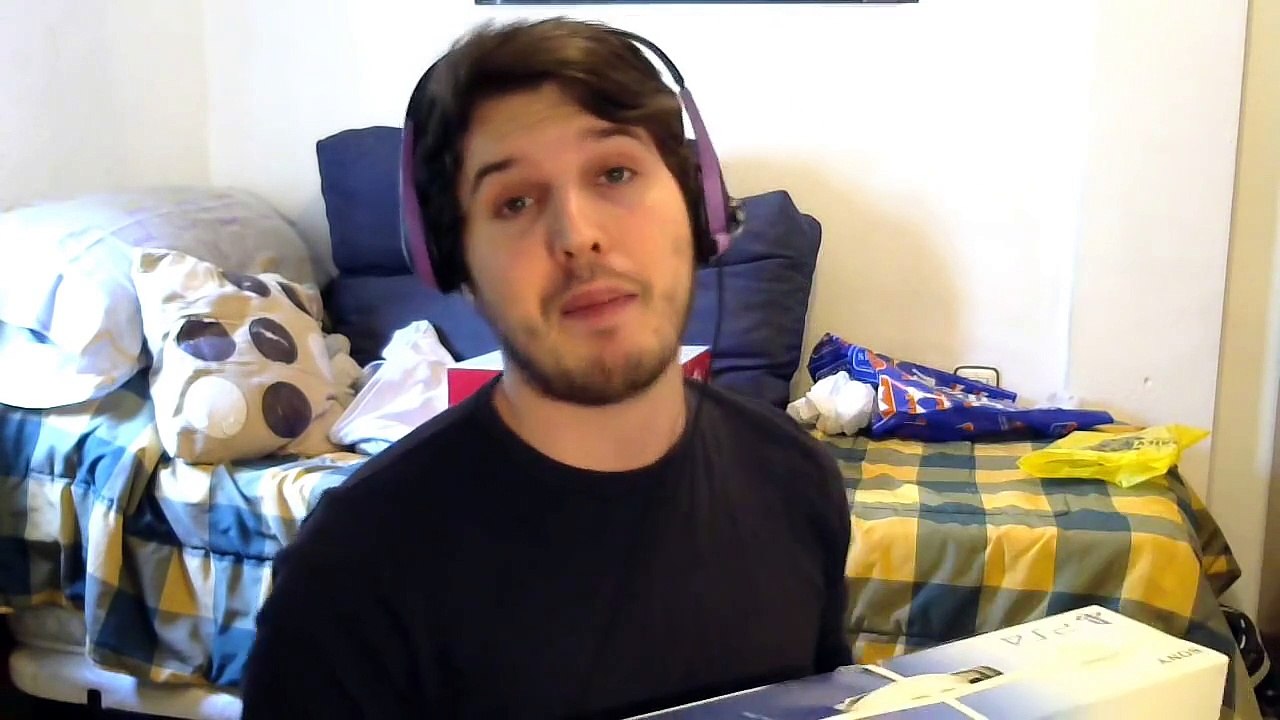 PLAYSTATION 4 UNBOXING : Rafyta Hype De esta sexy consola y el UNBOXING SECRETO SUPER FAIL !