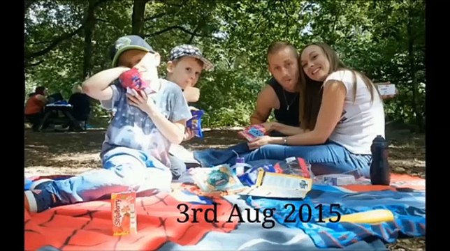 Il demande sa petite amie en mariage 148 fois sans qu'elle s'en rende compte !