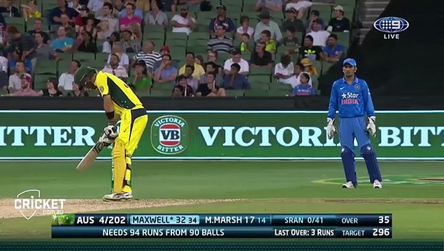 Umesh Yadav Throws a ball like a Bullet and gets a runout