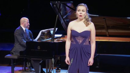 Massenet : Thaïs, « L’air du Miroir »  par Elsa Dreisig - Révélations 2016