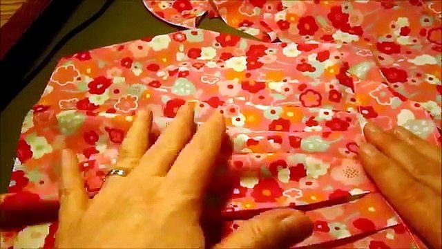 Frilly Flower Top and Bloomers 0-3 Months to 24 Months Pattern Tutoriat