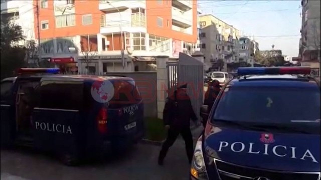 Larje hesapesh mes bandave të drogës, parandalohet vrasja, tre në pranga- Ora News