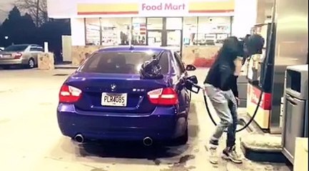 قالولو اشطح و أنعبيولك البنزين بلاش شوفو شنوا عمل