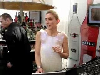 Julie Gayet mixe à la Terrazza Martini