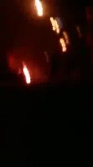 حي الزهور #القصرين الأن تجدّد الإشتبكات بين الأمن و المحتجّين  رغم قرار حظر التجوّل