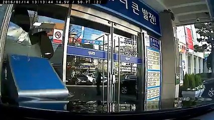 Как сдают на права в Азии