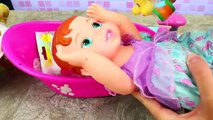 Disney Princess Little Mermaid Ariel Baby Doll Bath Time Bathtub Set + Surprise Toys & Bli