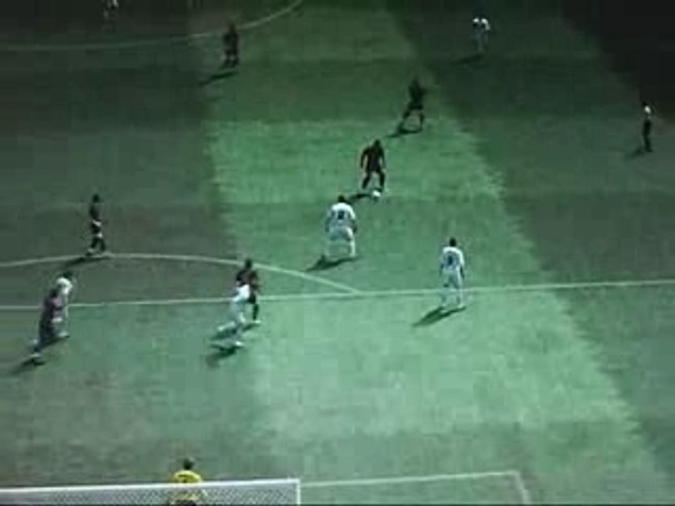 Un de mes plus beaux buts sur pes6 avec Ronaldinho!!!!