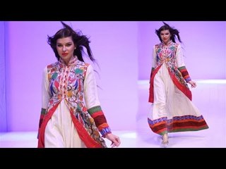 Seductive Models @ 5th Annual Mijwan Fashion Show