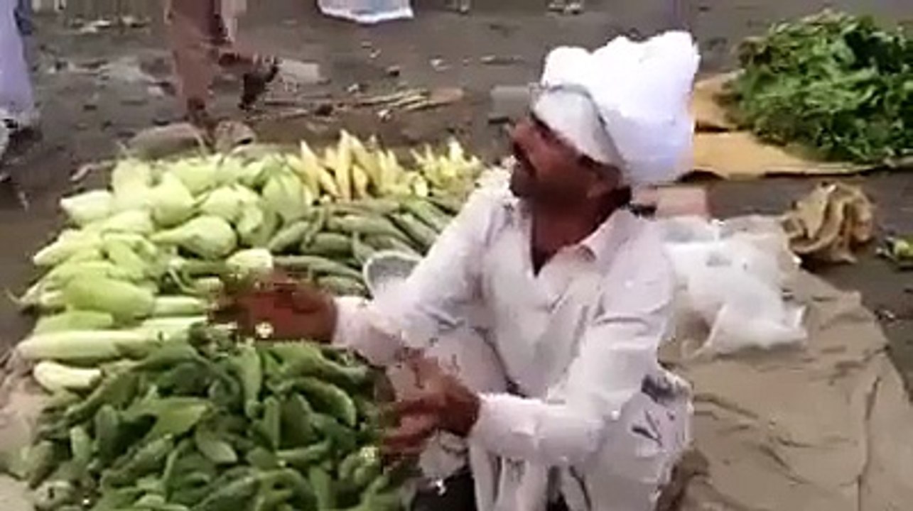 Urdu funny sabzi laylo, urdu funny video, paistani funny, indian funny video, punjabi totay, punjabi mujra, punjabi stage dance, punjabi shugal
