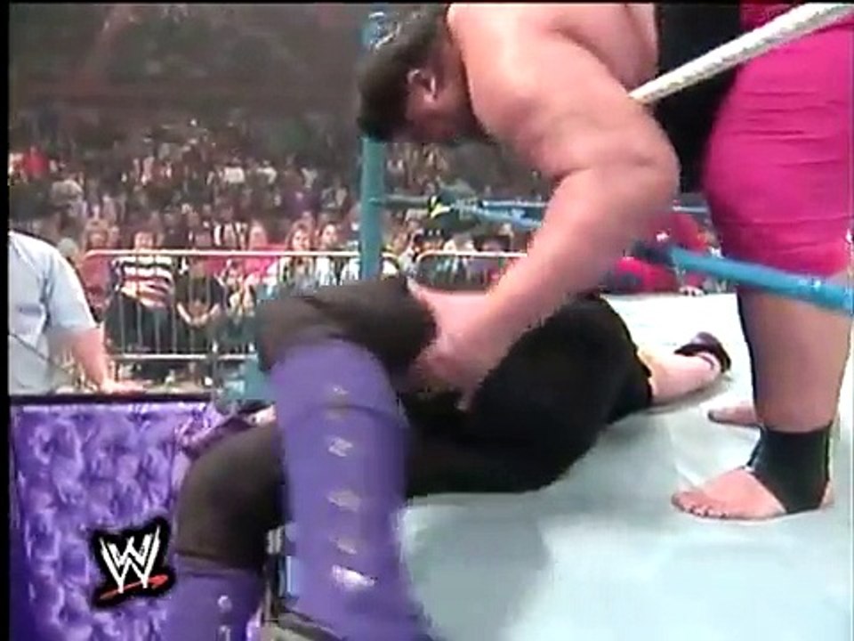 The Undertaker vs Yokozuna Casket Match