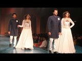 Hot Sonam Kapoor & Anil Kapoor @ 5th Annual Mijwan Fashion Show