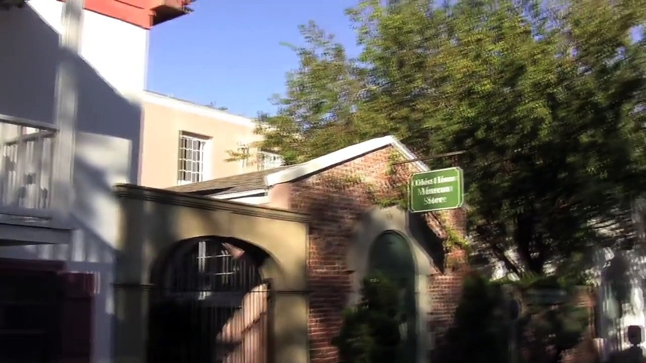 Ghost Caught on tape in old haunted house in St. Augustine, Florida