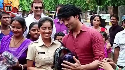 Diya Aur Baati Hum very very funny mooments