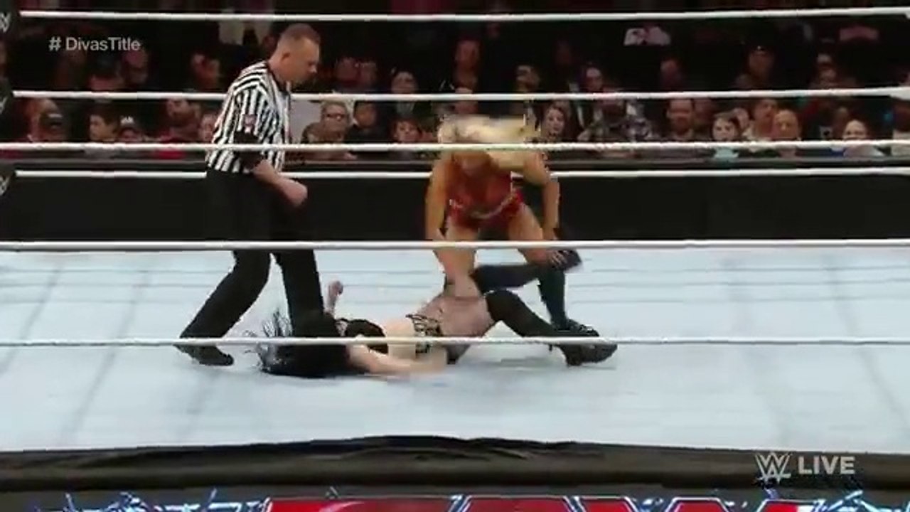 Charlotte vs. Paige - Divas Championship Match- Raw