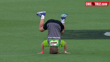 Break dancer steals show Big Bash League 2016