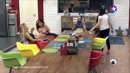 Big Brother Türkiye'de İdil ile Arsel böyle basıldı!
