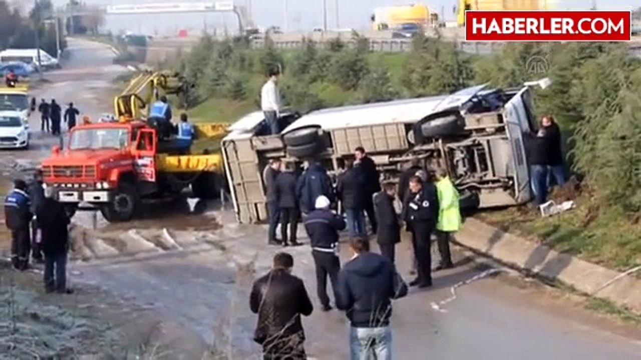 Öğrenci Servisi Devrildi