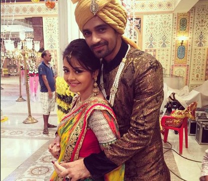 Saath Nibhana Saathiya 20th January 2016: A heated argument between Devoleena and Vishal on the set.