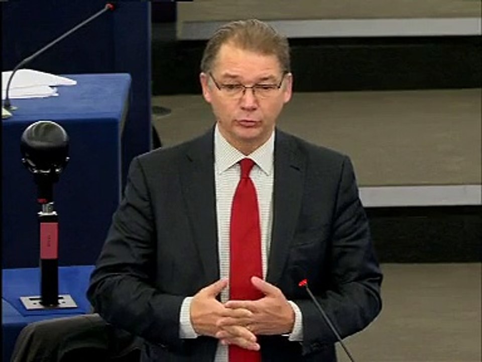 Philippe Lamberts: "Mettre à l'ordre du jour la situation au Danemark pour cette session"