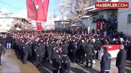 Şehit Polis Memuru Mustafa Yaşar Son Yolculuğuna Uğurlanıyor