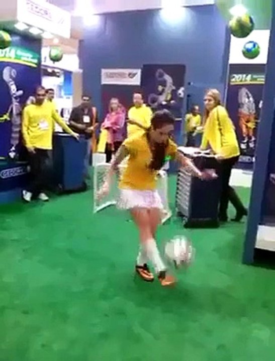 Top Cambazı Kız