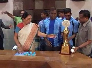 Gandhinagar Cricket Team of Visually Disabled receive trophy from Gujarat CM