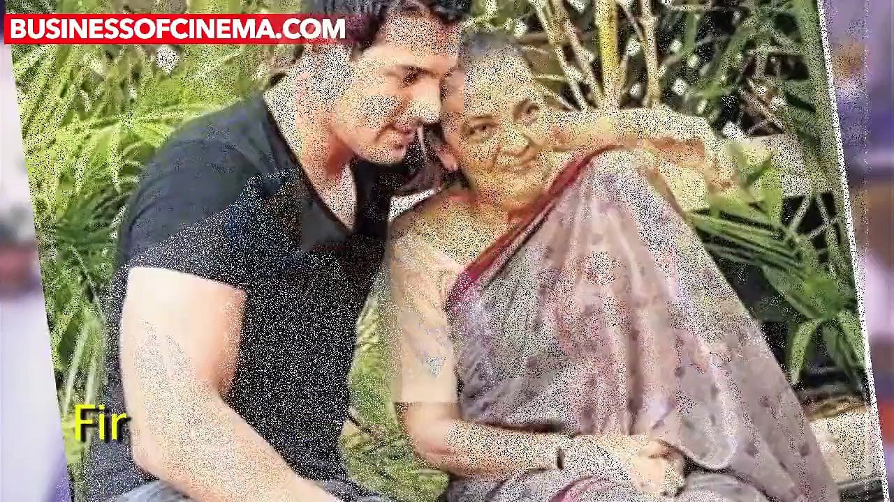 John Abraham’s Unseen Photos With His Family!