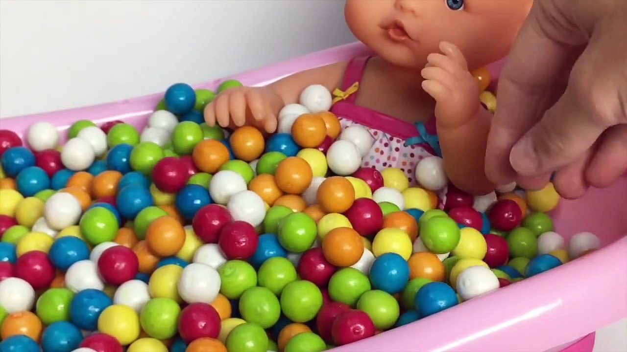 Nenuco Poupée Bathtime Couleur Boules De Gomme Surprise Jouets Disney Congelés Minnie Masha Sbires Jouets