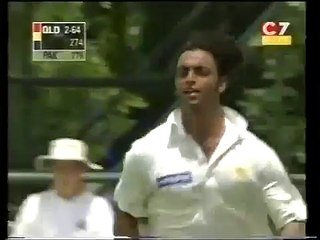 Killer bouncers by Shoaib Akhtar to Mathew Hyden Australian Batsman, Shoaib Vs Hayden.Rare cricket video