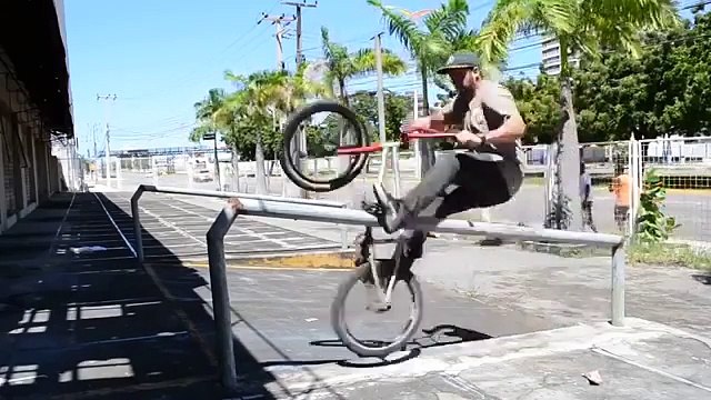 ЛУЧШИЕ ПРИКОЛЫ 2015 ДЕКАБРЬ Самые смешные приколы Декабрь 2015 _ Выпуск 175