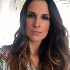Nuria Fergó: Canta un fragmento del tema "Lía"
