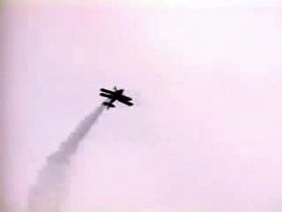 Biplaneair Acrobatie Show