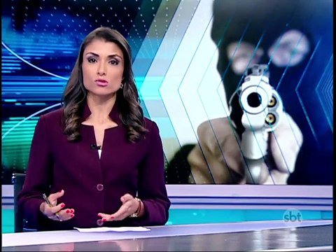 PR: Quadrilha faz escudo humano com reféns para fugir após assalto