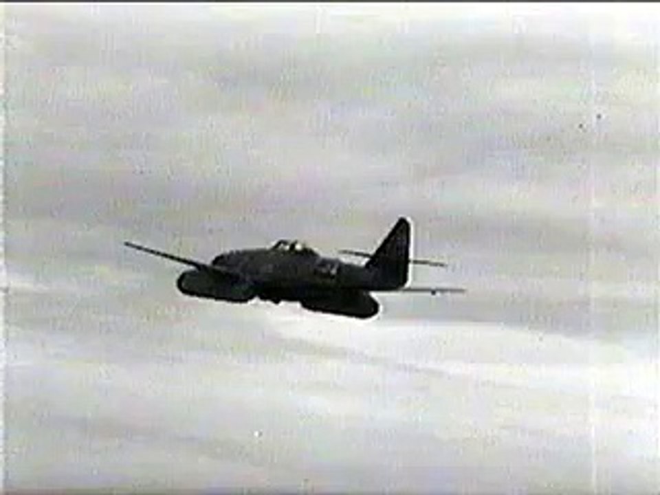 ME-262 Geardown and Land