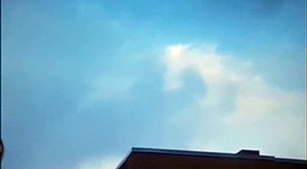 UFO spotters claim 'bonafide alien craft' spotted in this mobile phone footage - but can you see it