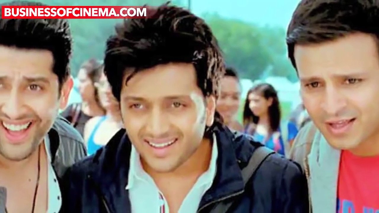 Hot Scoop! Salman Khan Ignores Vivek Oberoi Yet Again!