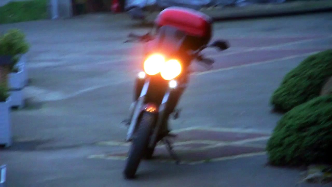 Poussez-vous, j'arrive