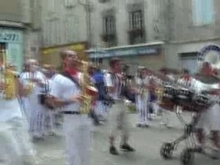 BANDA LEO CONDOM 07 ANIMATION RUE