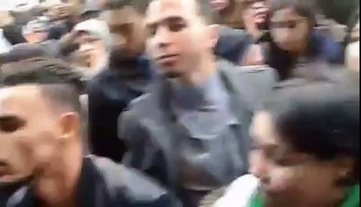 شارع حبيب بورقيبة منذ قليل ...