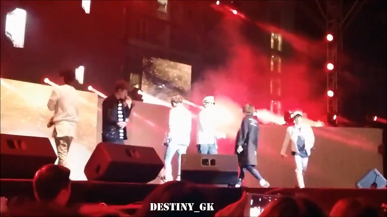151231[Fancam] BEAST-12시 30분 @ SHOWDCcountdown2016 in Thailand