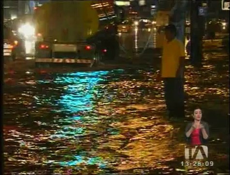 Alcalde Nebot denunció boycot en sectores inundados