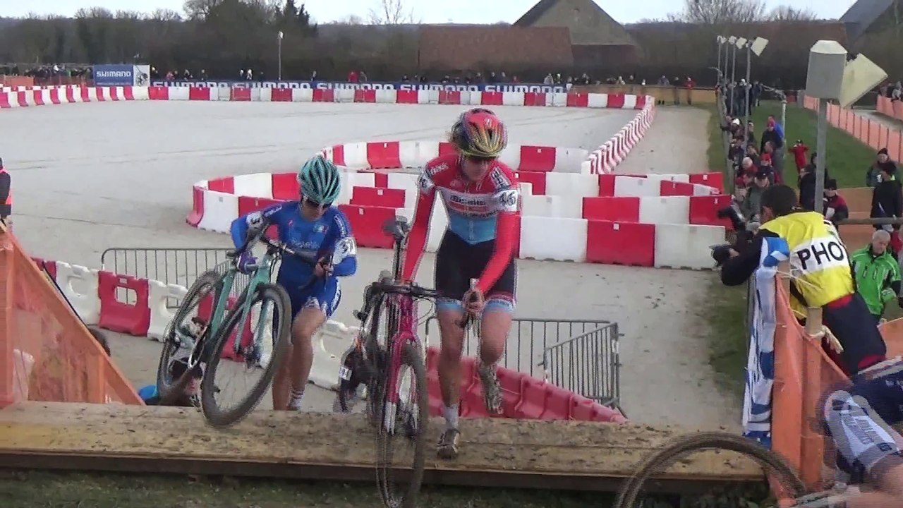 Coupe du Monde Dames de cyclo-cross 2016 : Les marches à Lignières
