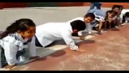 Koşu Yarışında Hile Yapan Tombul Çocuk